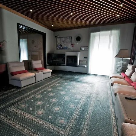 Michelangelo 4* Biella