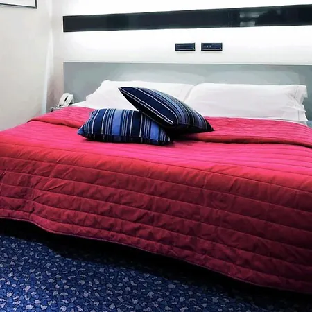 Michelangelo Hotel 4*