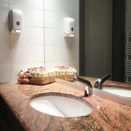 Michelangelo 4* Biella